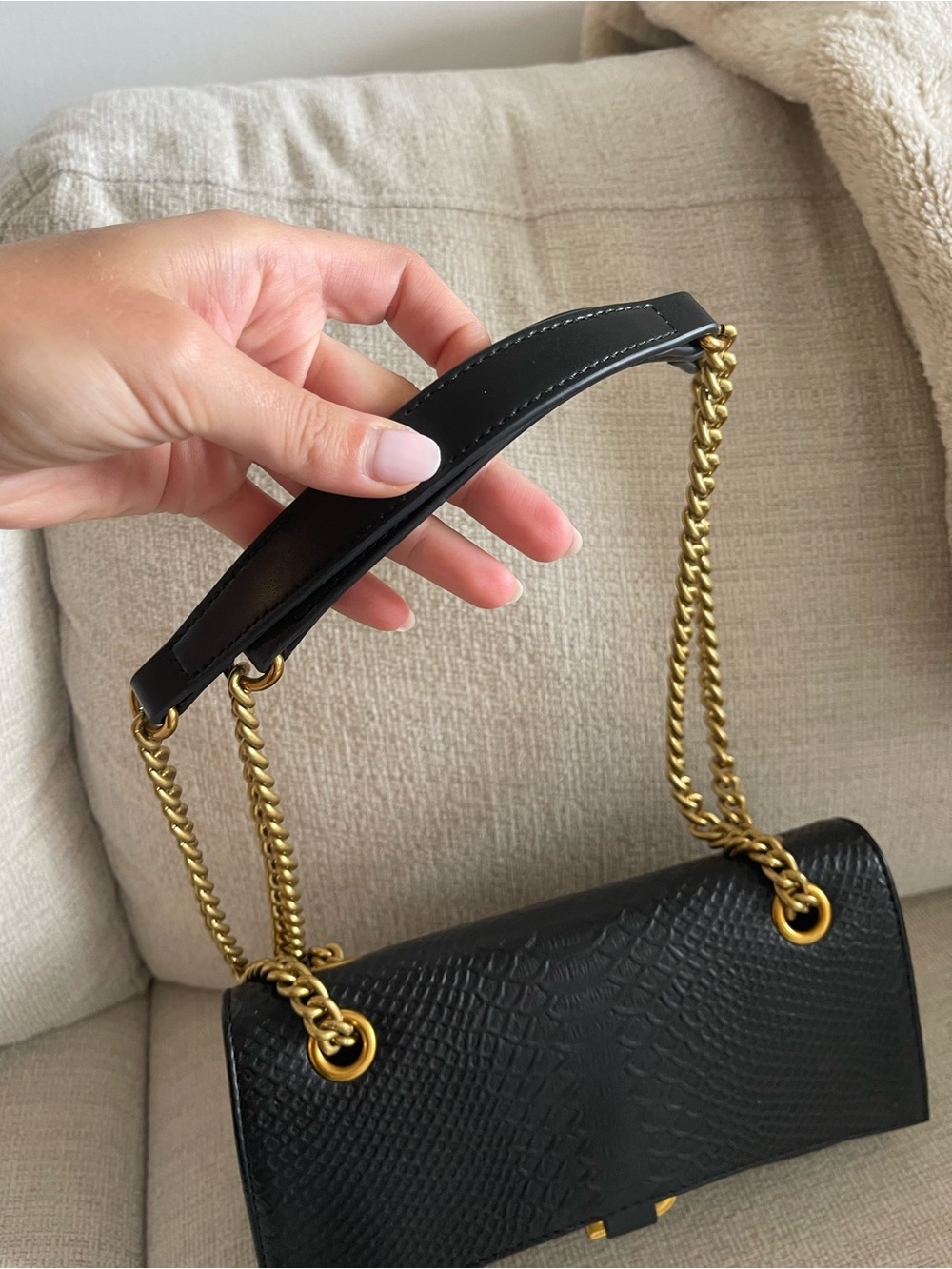 Black Textured Shoulder Bag with Gold Chain Handles - Picture 4 of 10